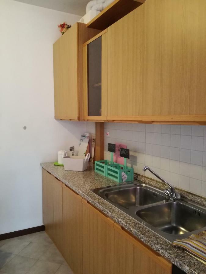 Casa Vacanze 'La Piazza' Βίλα Zone Εξωτερικό φωτογραφία